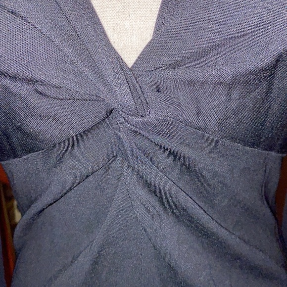 Tahari top - Picture 3 of 9